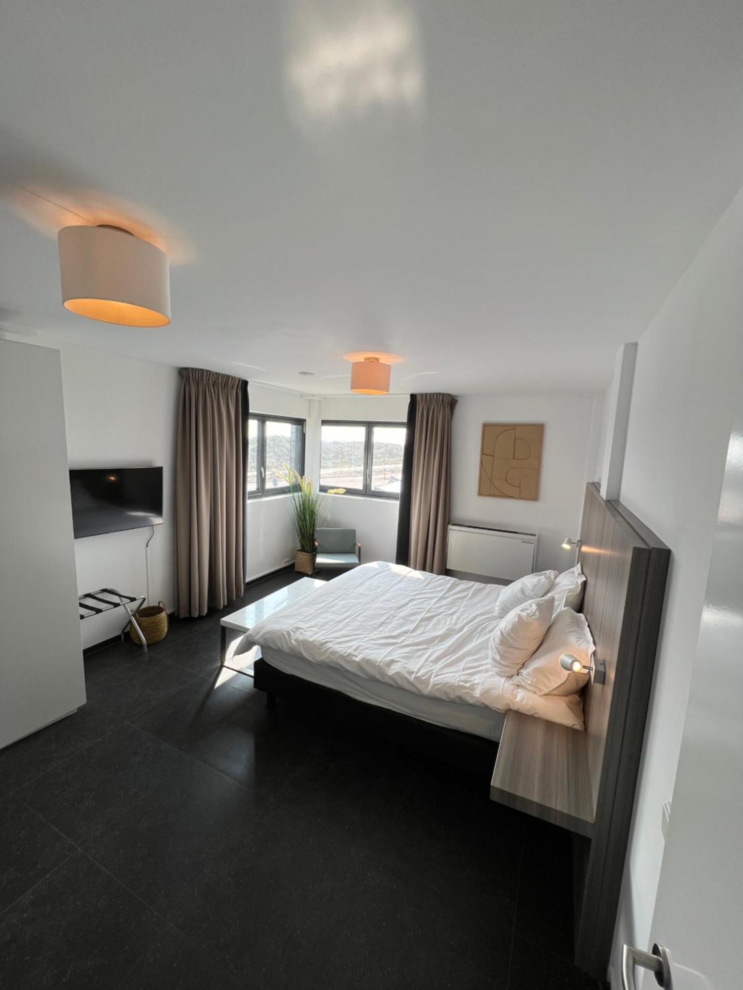 Cala Bassa Beach Boutique Apartments - Beach View Overveen Ngoại thất bức ảnh
