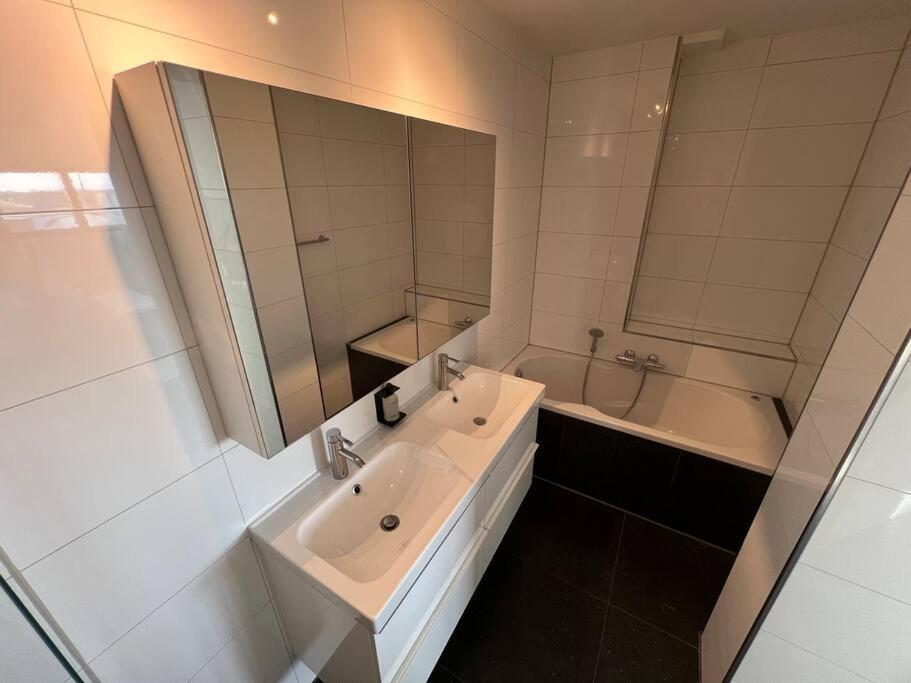 Cala Bassa Beach Boutique Apartments - Beach View Overveen Ngoại thất bức ảnh